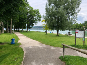 Badeplatz Promenade Schörfling Bild 1