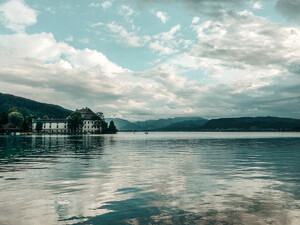 Badeplatz Promenade Seewalchen Bild 1