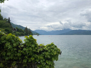 Badeplatz Seezugang Steinwand Bild 2